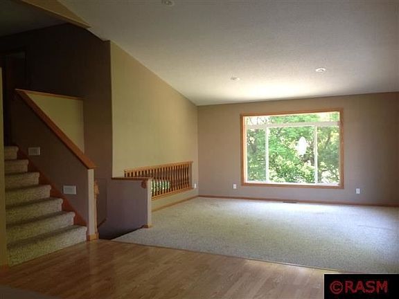 4th image of 105 Mallard Ct