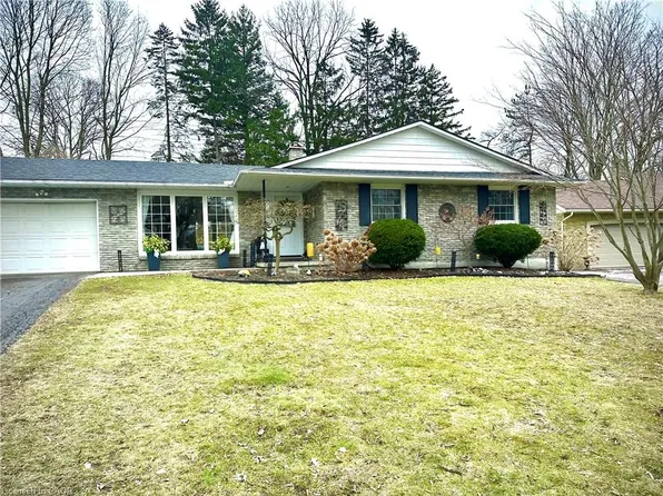 70 Berkley Cres, Norfolk County, ON N3Y 2K5