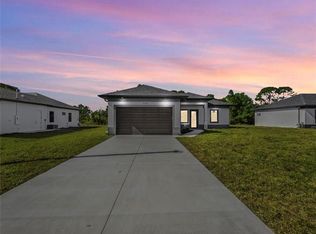 762 Bianca AVE S, LEHIGH ACRES, FL 33974