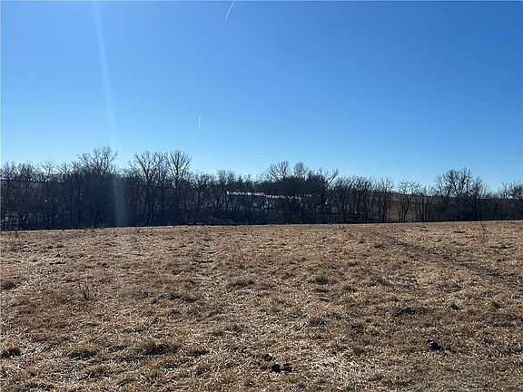 3rd image of 4258 State Highway O