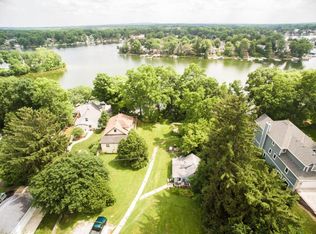 W349N5540 Lake Dr, Oconomowoc, WI 53066