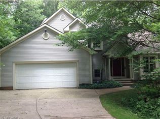 16574 Old Chippewa Trl, Doylestown, OH 44230