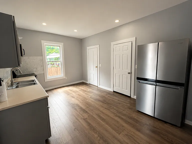848 Thomas St #850 — Photo 6