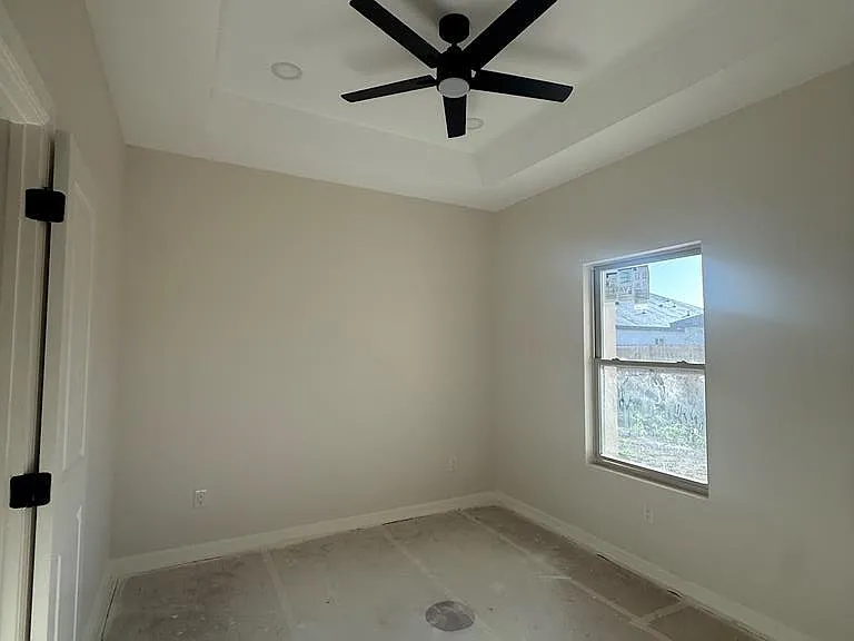 1014 Escondido Ln — Photo 4