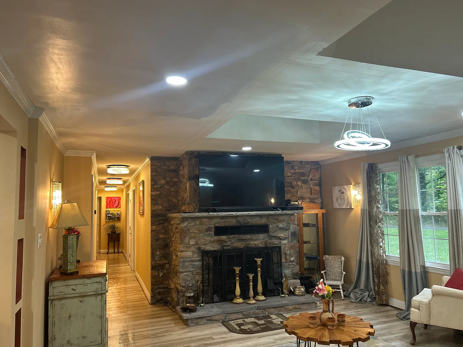 4 bed, 3000 sqft, $3,650 — Photo 3