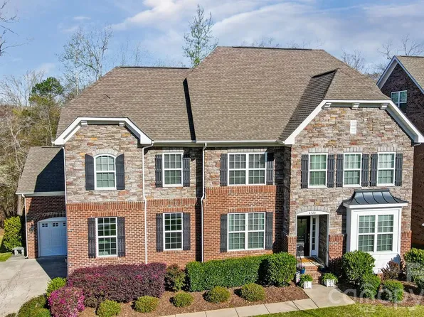 4720 Pearmain Dr, Waxhaw, NC 28173