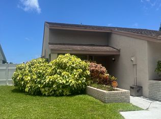 26 Paxford Ln, Boynton Beach, FL 33426