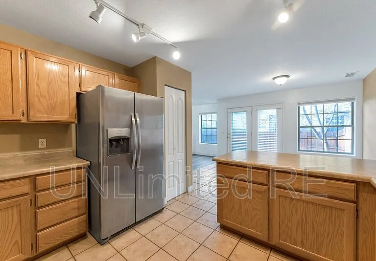 2433 S Seclusion Ln — Photo 13