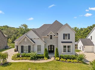 2053 Belsford Dr, Nolensville, TN 37135
