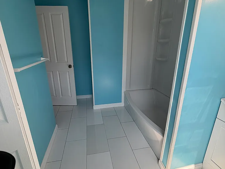 74 Linden St #2 — Photo 3
