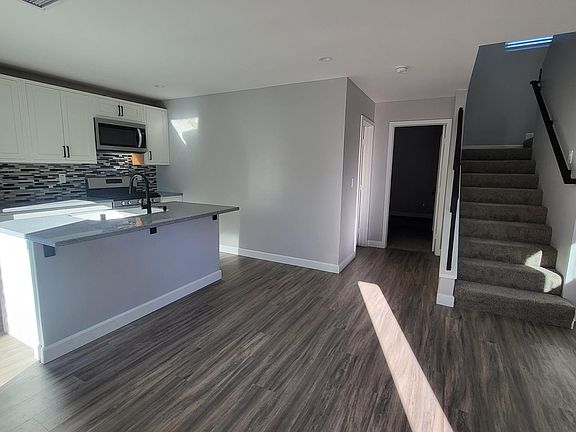 5th image of 4224 Willamette Ave #4226