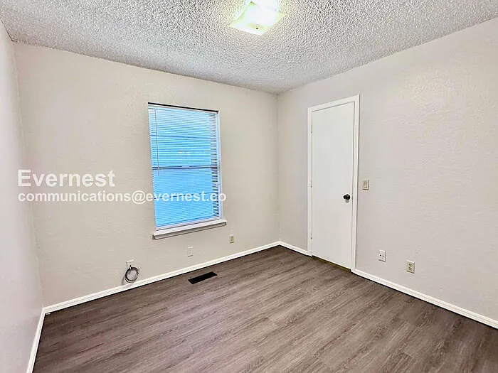 3208 S 137th East Ave — Photo 11