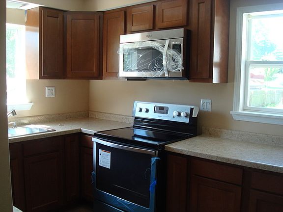 5th image of 26465 W Shannon Ave