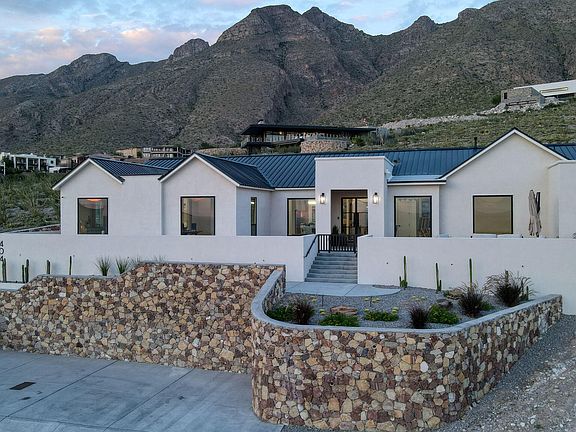 2nd image of 404 Rocky Pointe Dr