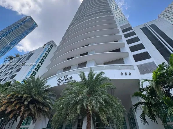 950 Brickell Bay Dr, Miami, FL