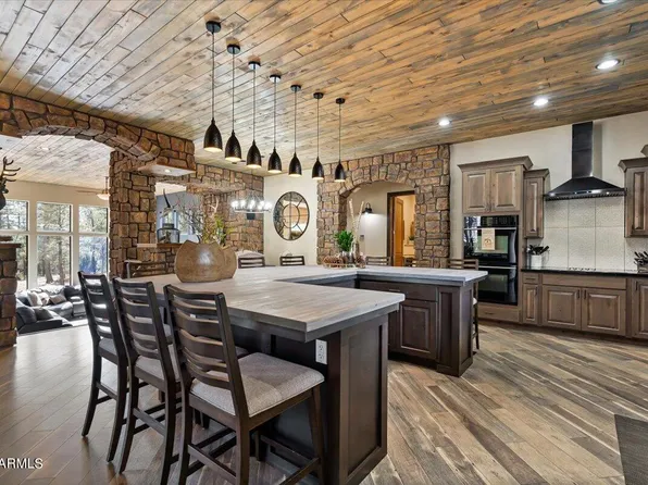 2841 THUNDERBOLT Circle, Overgaard, AZ 85933