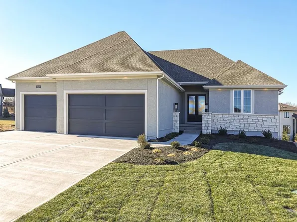 15120 Stearns St, Overland Park, KS 66221