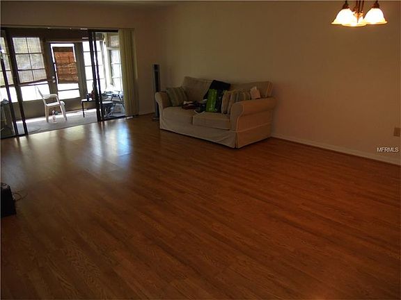 3rd image of 7715 Cosme Dr #1