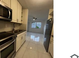 5511 SW 34th St, Pembroke Park, FL 33023