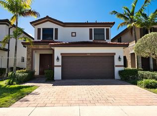 3412 W 103rd Ter, Hialeah, FL 33018