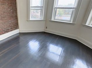 111 Park Dr APT 58L, Boston, MA 02215