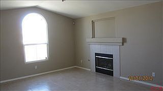 2nd image of 1350 W Duvali Dr