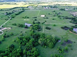 McDaniel St, Gainesville, TX 76240