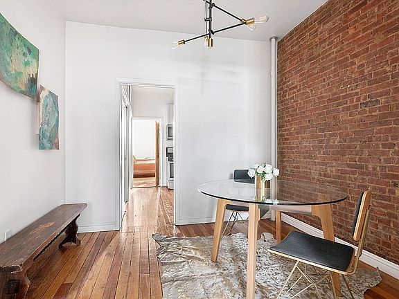 4th image of 98 Luquer St #2R