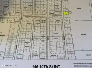 146 10th St, Interlachen, FL 32148