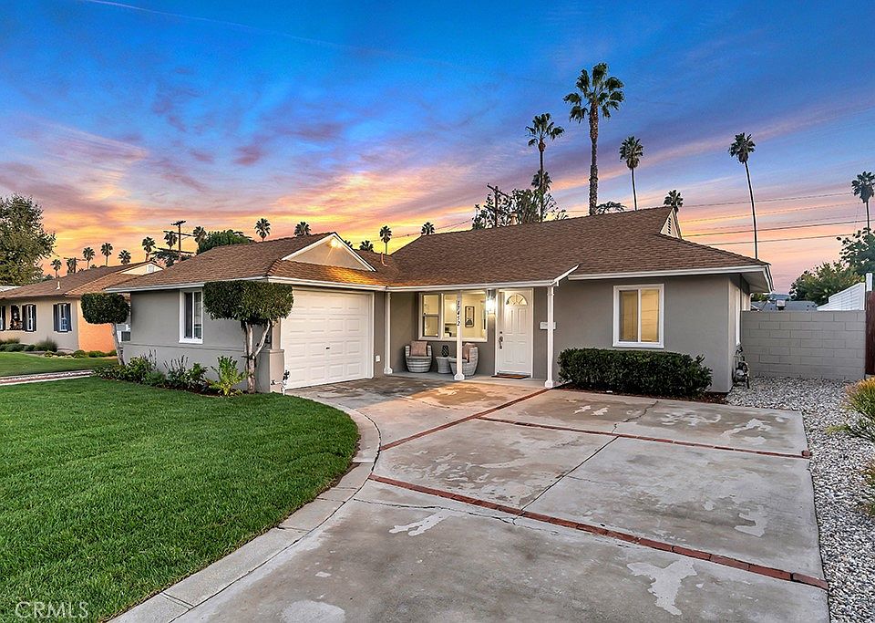1st image of 17452 Cantlay St