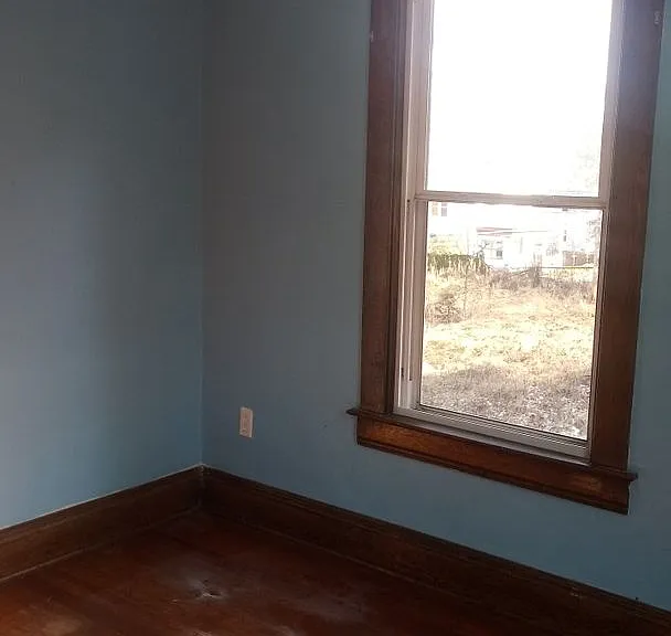 515 Lee Ave — Photo 14