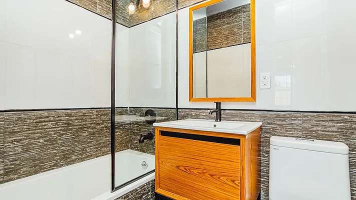 Rented by Nooklyn NYC LLC | media 7