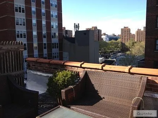 Rented by Charles Coutinho LLC | media 1