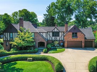 21667 Aberdeen Rd, Rocky River, OH 44116