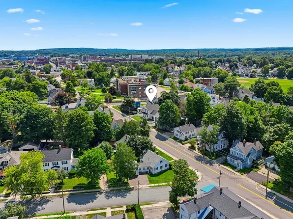 16 Manchester Street, Nashua, NH 03064