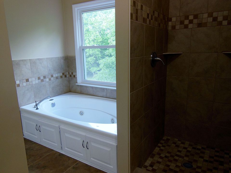 2nd image of 5130 Mainstream Cir