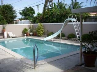 822 Hillcrest Blvd, West Palm Beach, FL 33405