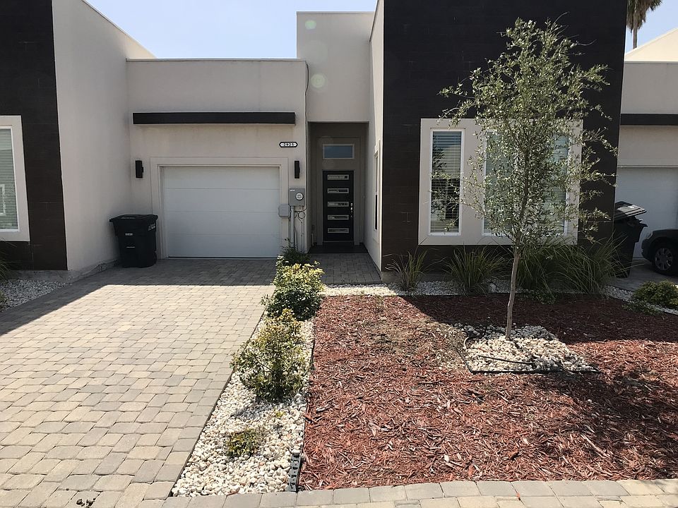 1st image of 2925 N 51st St