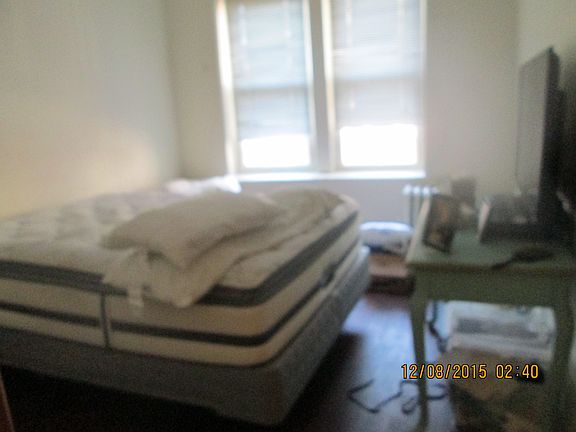 4th image of 2267 26th St #2A