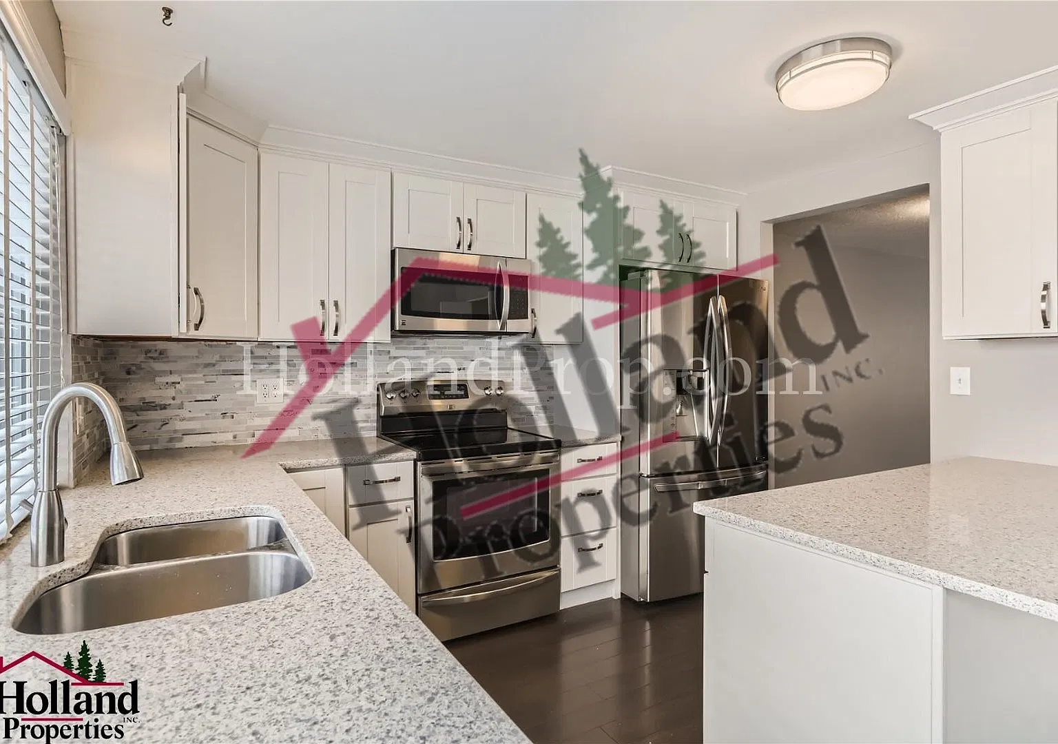 3 bedroom home in a great location of Beaverton — Photo 3