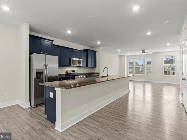 304 Sweetbay, Essex, MD 21221