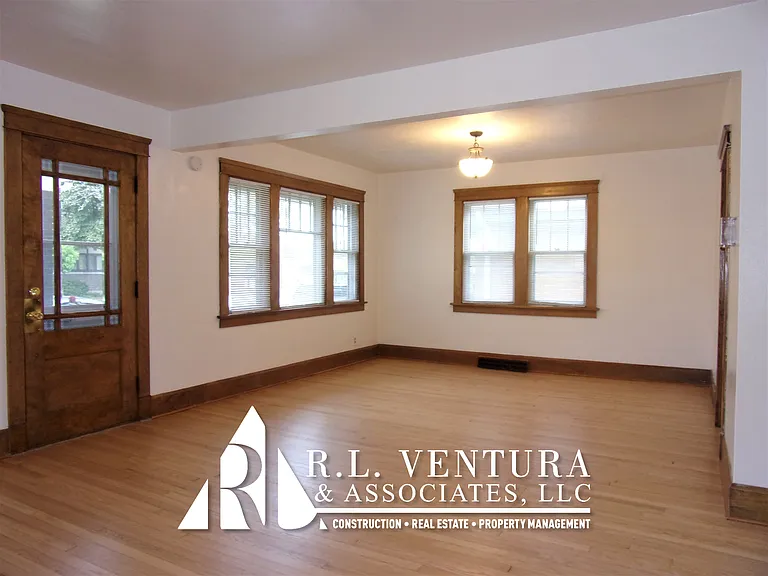 2418 Lasalle St #1/2 — Photo 5
