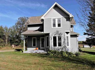 1220 S Webster Ave, Omro, WI 54963