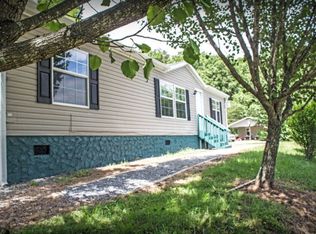 1017 Lawrence Smith Rd, Hayesville, NC 28904