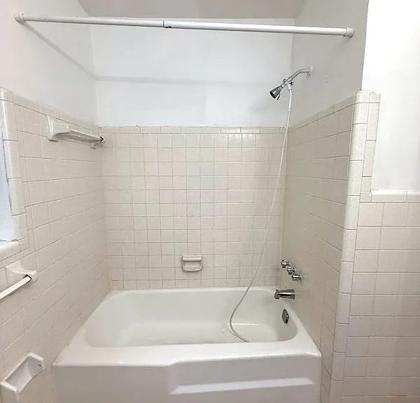 5224 NW 16th St #3 — Photo 11