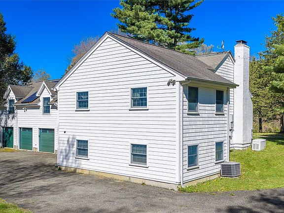 4th image of 103 S Harmony Hill Road