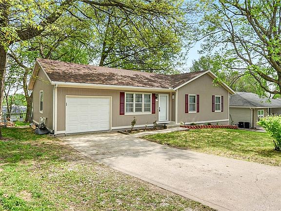 3rd image of 509 Sycamore Dr