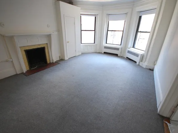 873 Beacon St APT 23, Boston, MA 02215
