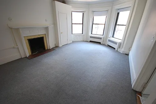 873 Beacon St #23 Photo 1