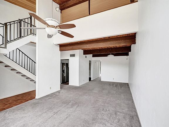 4th image of 750 E Coco Plum Circle #2